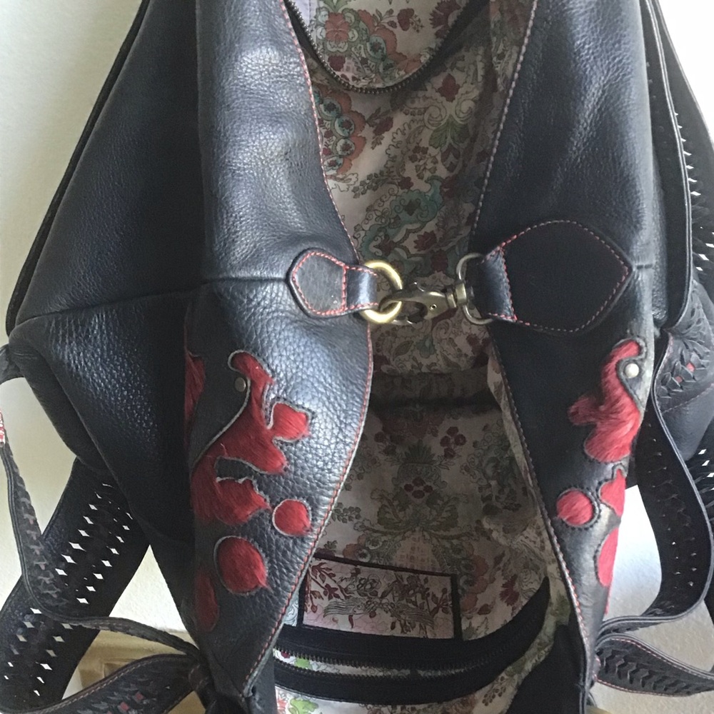 Handbag - Picture 3 of 8